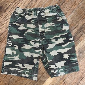 jean camo shorts